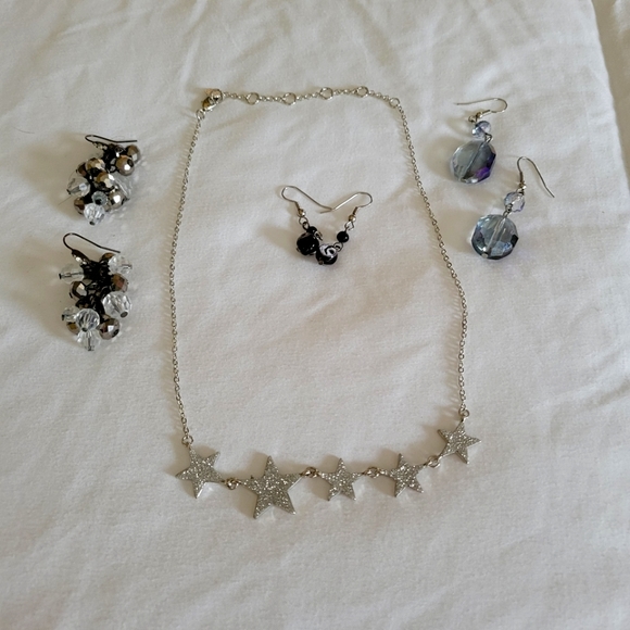 Star Sparkle Necklace with Earrings - Picture 1 of 5